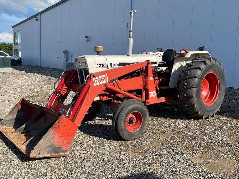 1976 Case 1210 David Brown Tractor With Case 70 Loader YAC Yard