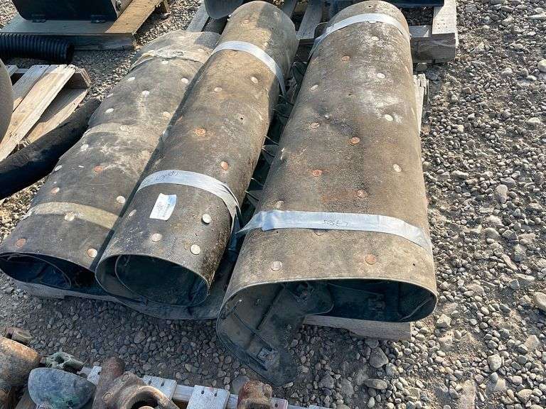 John Deere 9600 Pick Up Belts Yorkton Auction Centre