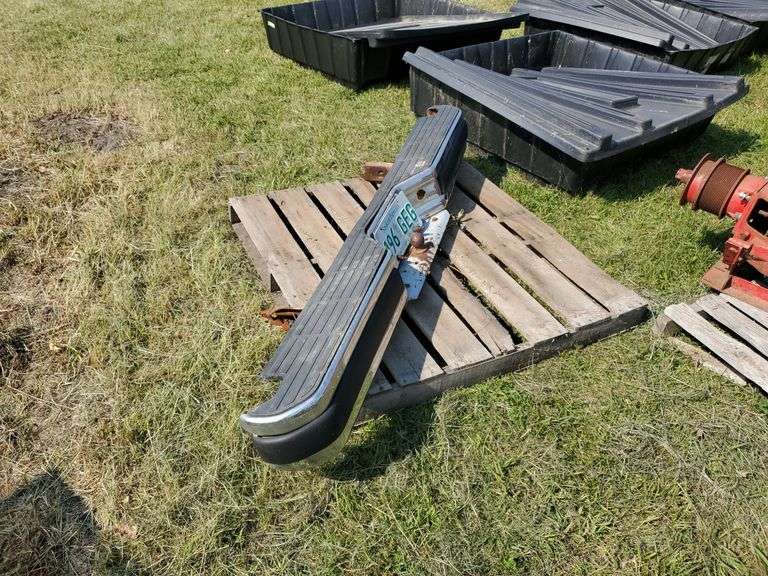 199096 Ford F150 XLT Rear Bumper Yorkton Auction Centre