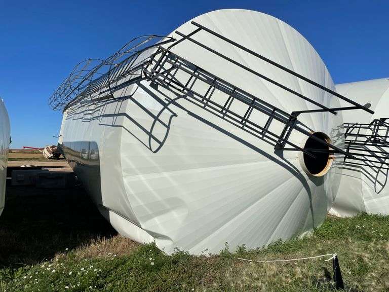 SALVAGE Westeel 1632F Bin (Kelvington, Sk) Yorkton Auction Centre