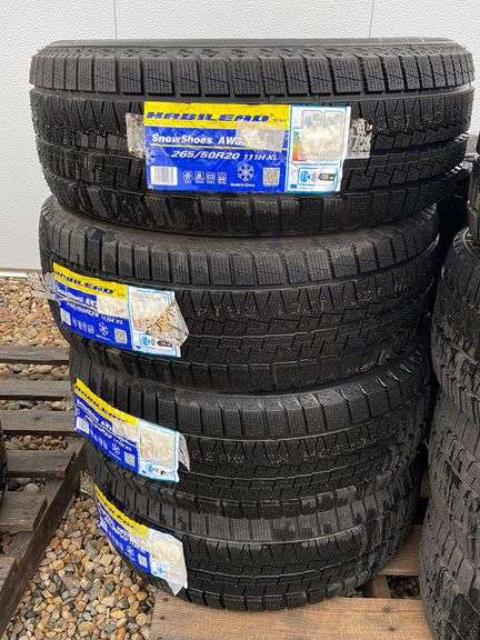 (4) HABILEAD SNOW SHOES AW33 265/50R20 TIRE - Yorkton Auction Centre