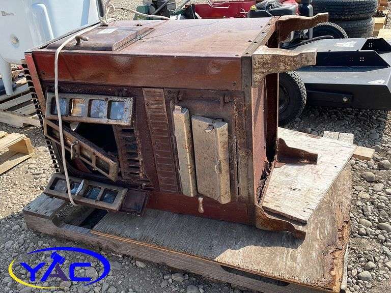 Antique Good Cheer Coal Stove Yorkton Auction Centre
