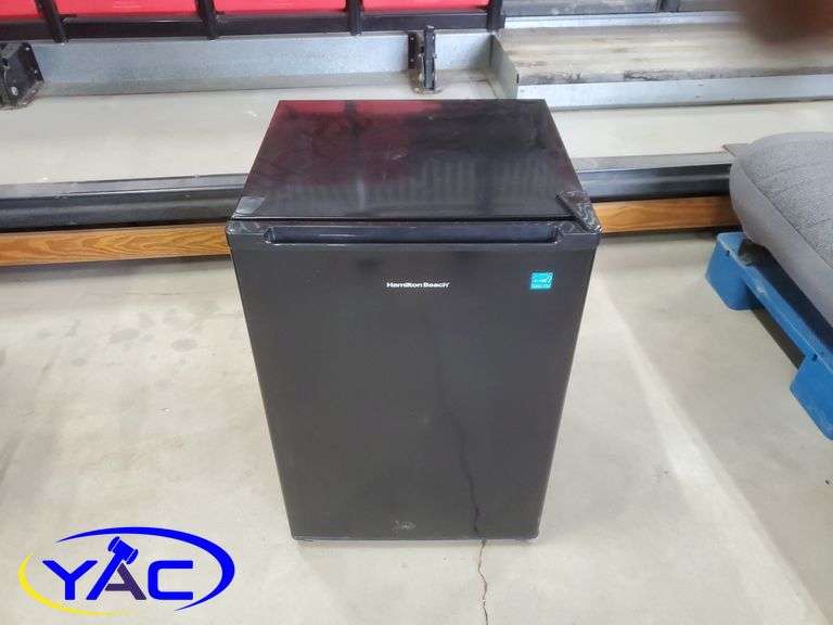Black Hamilton Beach Compact Refrigerator/Freezer 2.7 cuft. Yorkton