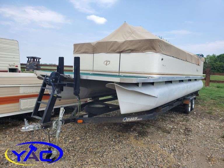 24' Tahoe Pontoon Boat W/ 2011 Trailer Yorkton Auction Centre
