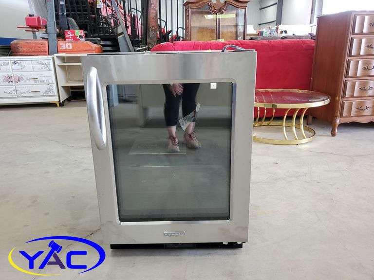 Kitchen Aid Drink Cooler/Fridge Yorkton Auction Centre