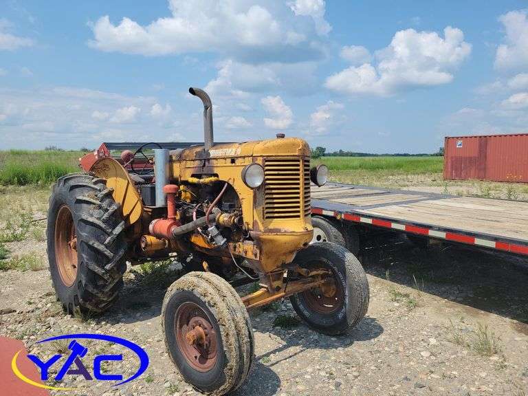 Minneapolis U Tractor W/ Hydraulics Yorkton Auction Centre