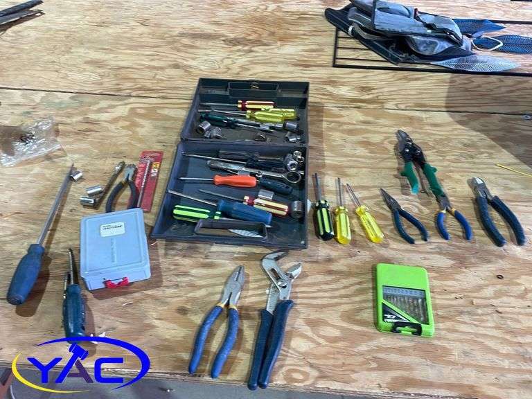 Tin Snips, Pliers and Cutters Yorkton Auction Centre