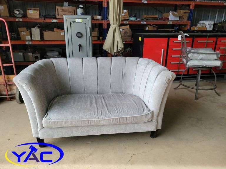 Loveseat Yorkton Auction Centre