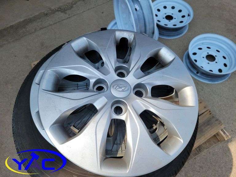 4 175/70R14 All Season Tires, Hyundai Accent Hub Caps Yorkton