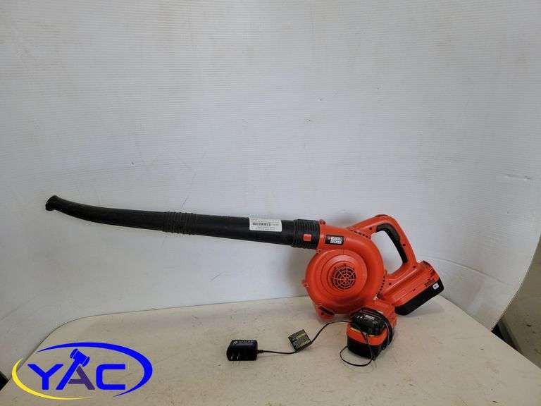 Black&Decker Leaf Blower W/ 2 Batteries and Charger Yorkton Auction