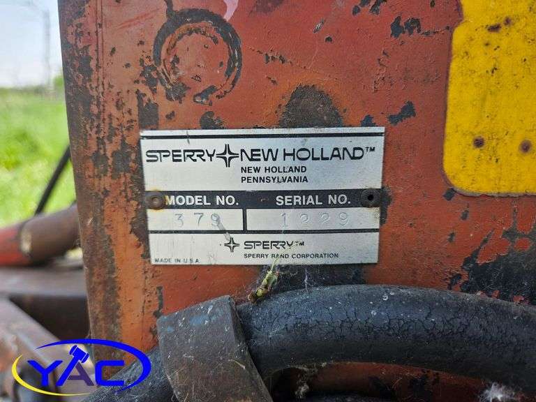 New Holland 379 Tub grinder. 1229 Yorkton Auction Centre