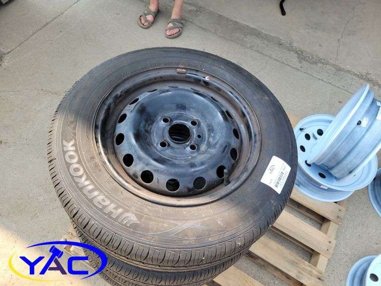4 175/70R14 All Season Tires, Hyundai Accent Hub Caps Yorkton