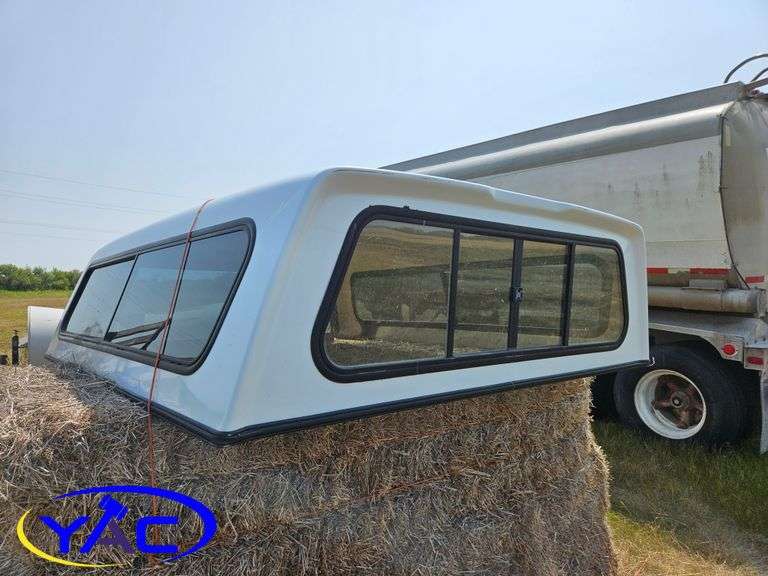Raider Topper off Truck Yorkton Auction Centre