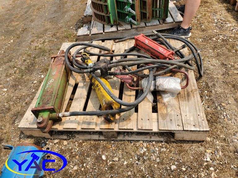 3 Cylinders Yorkton Auction Centre