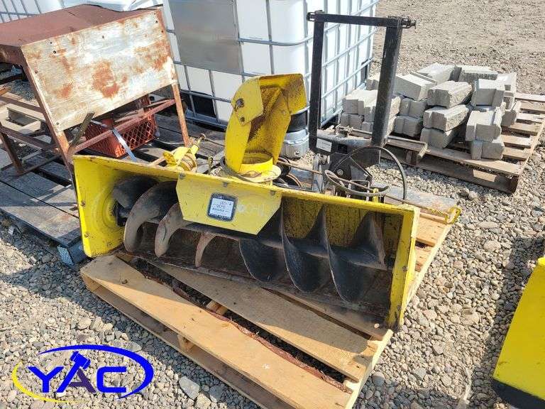 John Deere Snowblower Lawn Tractor Attachment Yorkton Auction Centre