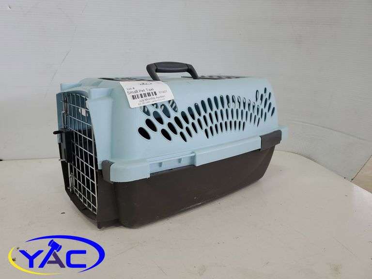 small-pet-taxi-yorkton-auction-centre