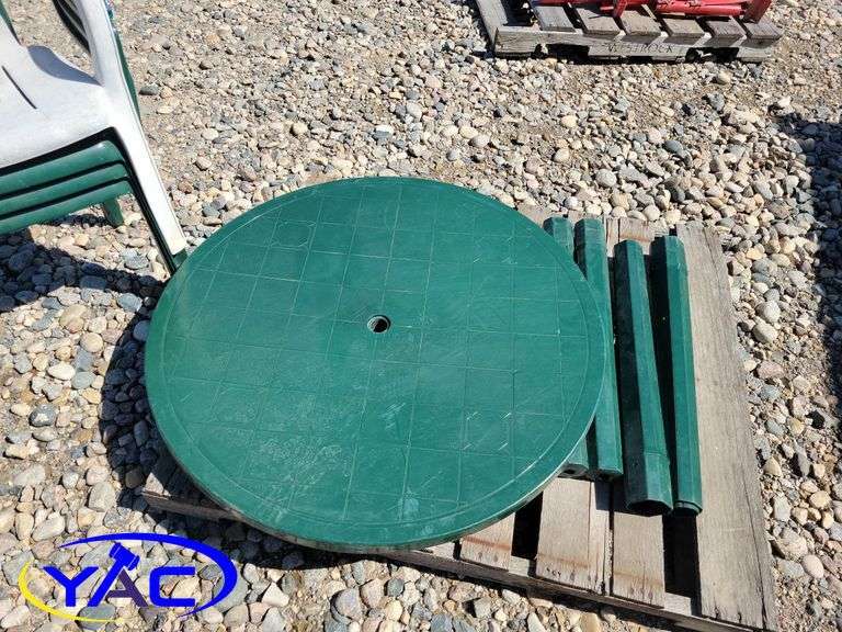 Patio Table & Chairs Yorkton Auction Centre