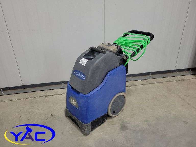 WINDSOR MINI PRO CARPET CLEANER Yorkton Auction Centre