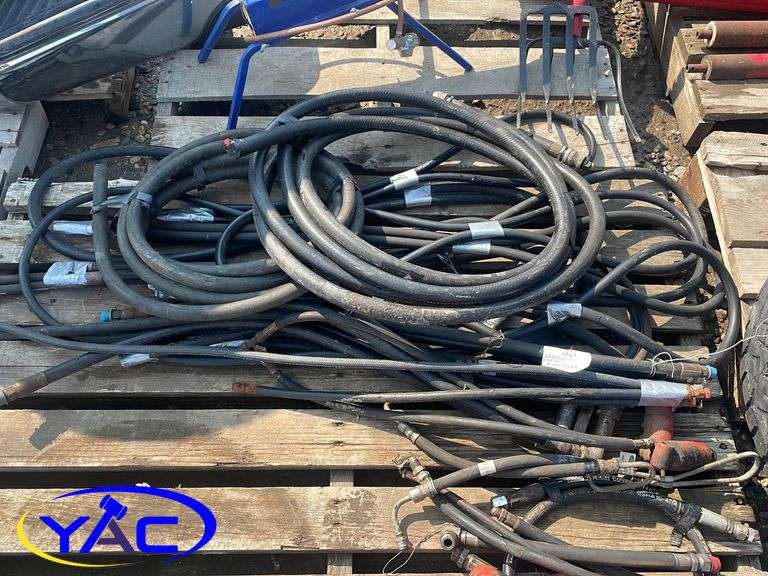 Hyd. Hose Yorkton Auction Centre
