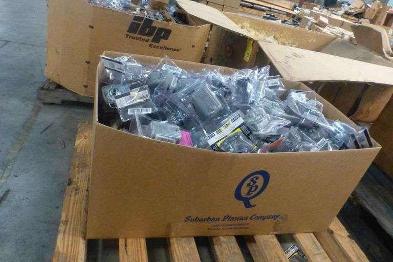 Lot of Assorted Square D Water Pump Low Pressure Cut Off Switches