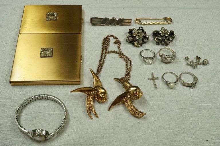 Lot of Assorted Jewelry Yellow Tag Auctions