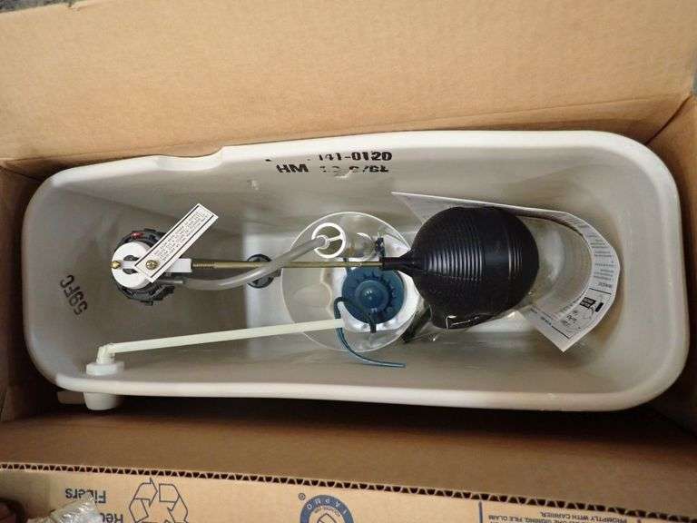 Lot of (12) ELJER Plumbingware Savoy 1.6 Toilet Tanks and Lids Yellow