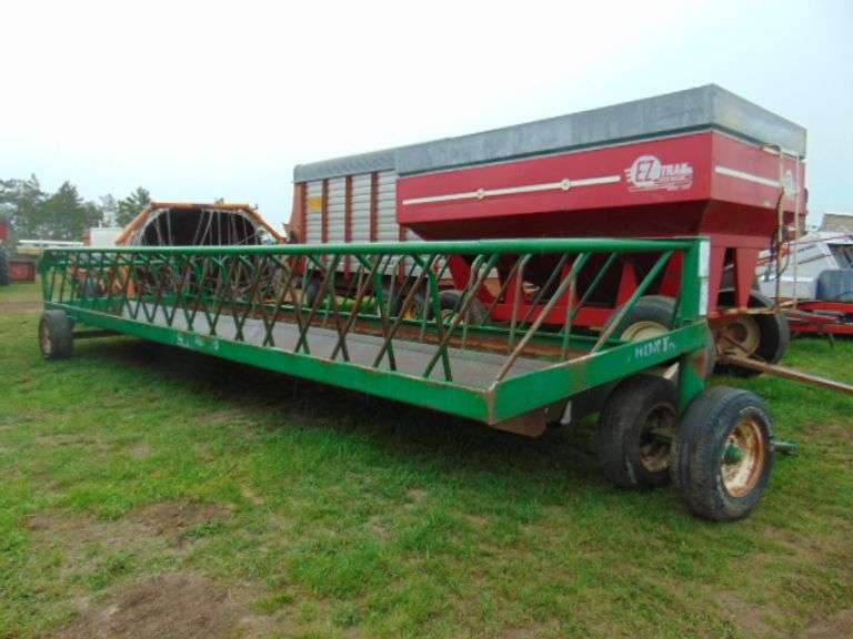 30' SI FEEDER WAGON Ziemer Hilbrands Auctions