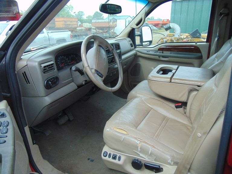 2001 FORD EXCURSION LIMITED V8 AUTOMATIC, NEW EXHAUST, MANIFOLD