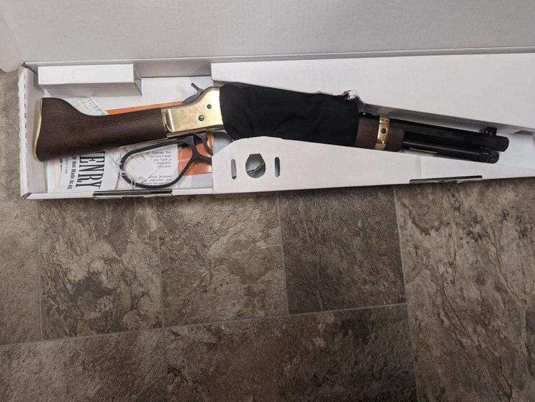 KANDIYOHI AUCTION CENTER Ziemer Hilbrands Auctions