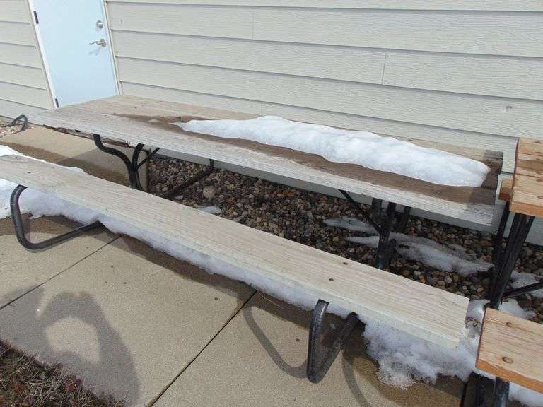 8 FT WOOD PICNIC TABLE Ziemer Hilbrands Auctions