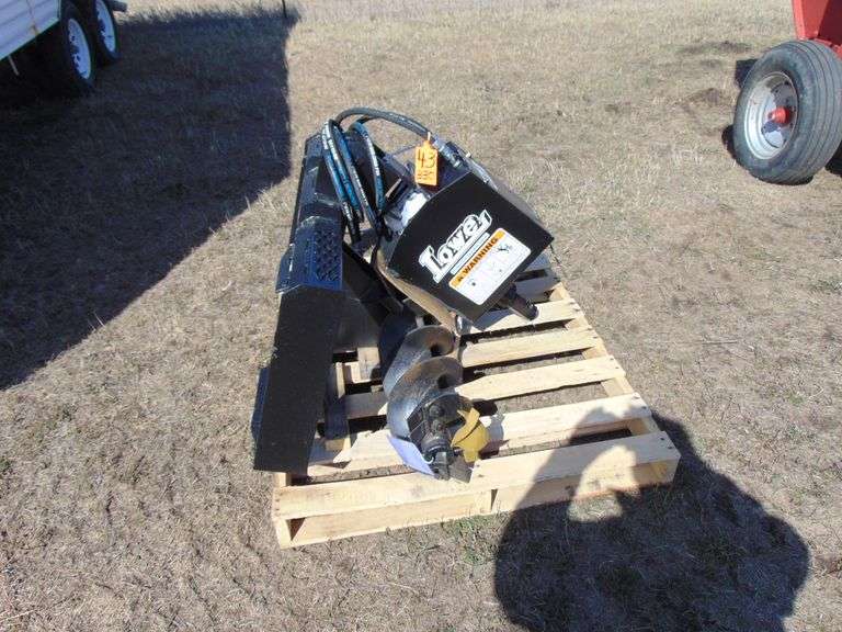 LOWE 750 CLASSIC POST HOLE DIGGER w/9" AUGER Ziemer Hilbrands Auctions